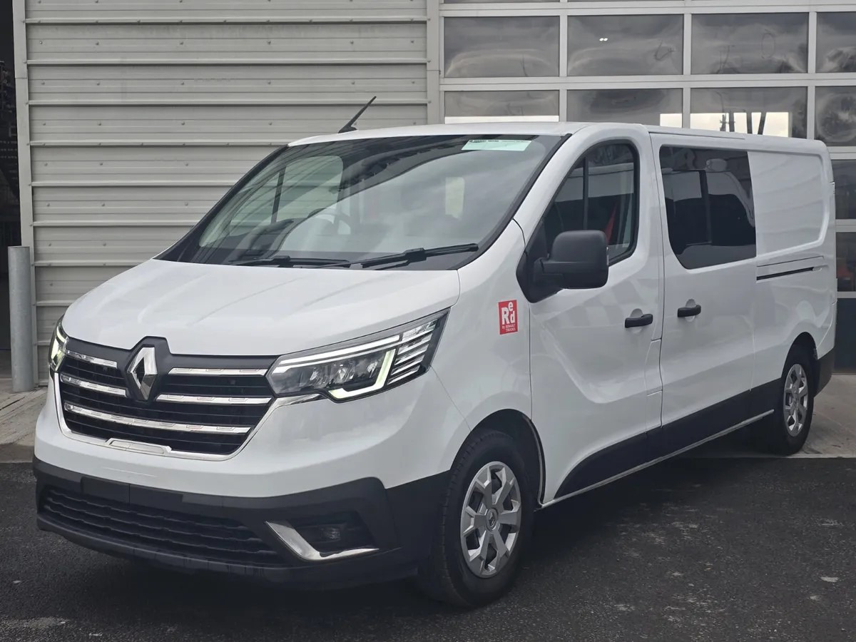2025 Renault Trafic E-Tech Crew Cab - Bestelwagen met dubbele cabine: afbeelding 2 2025 Renault Trafic E-Tech Crew Cab - Bestelwagen met dubbele cabine: afbeelding 2