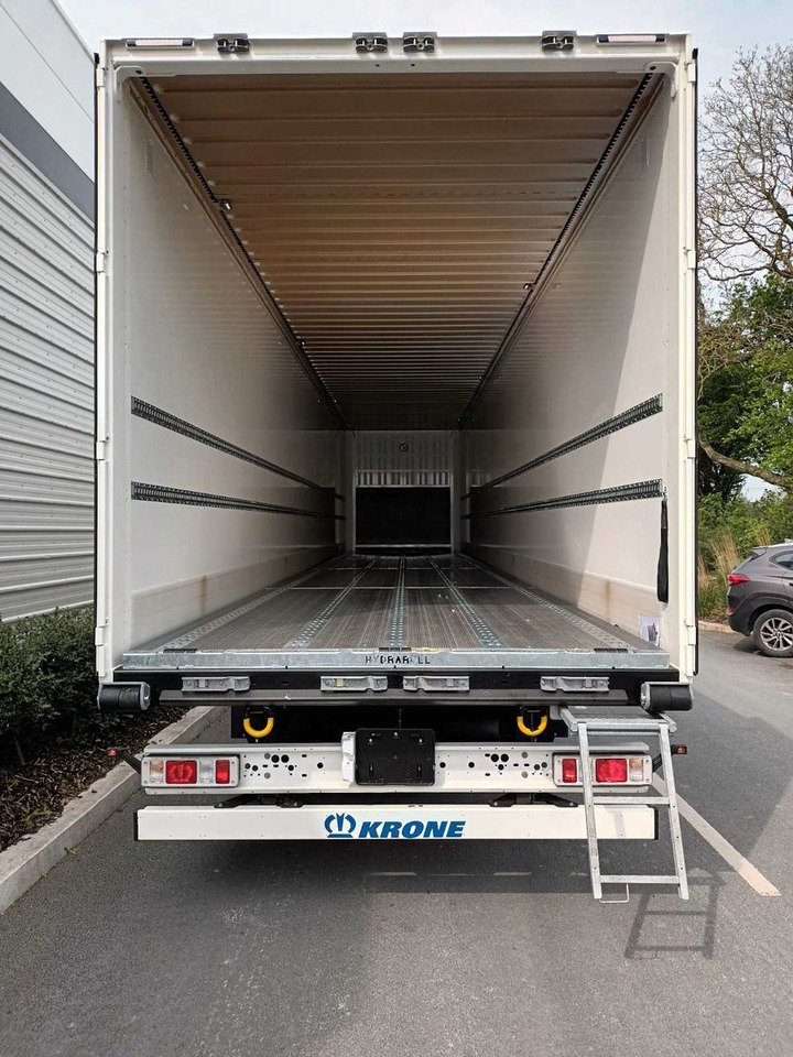 Krone Dry liner with Rollerbed floor Airfreight for sale - Gesloten oplegger: afbeelding 2 Krone Dry liner with Rollerbed floor Airfreight for sale - Gesloten oplegger: afbeelding 2