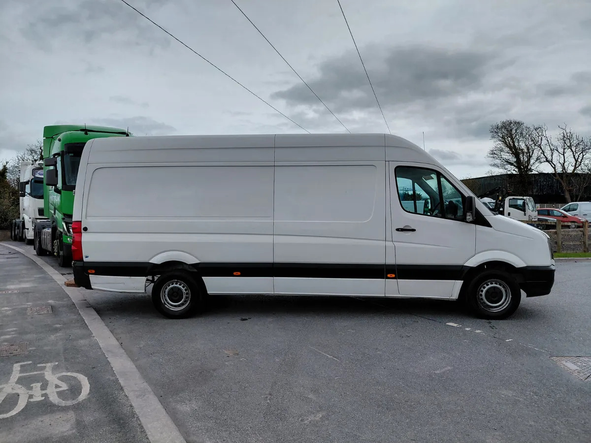 Volkswagen Crafter 2016 CR35 TDI - Gesloten bestelwagen: afbeelding 4 Volkswagen Crafter 2016 CR35 TDI - Gesloten bestelwagen: afbeelding 4
