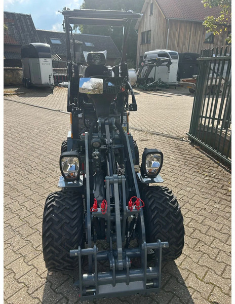 Giant G1500L X-tra - Lader: afbeelding 3 Giant G1500L X-tra - Lader: afbeelding 3