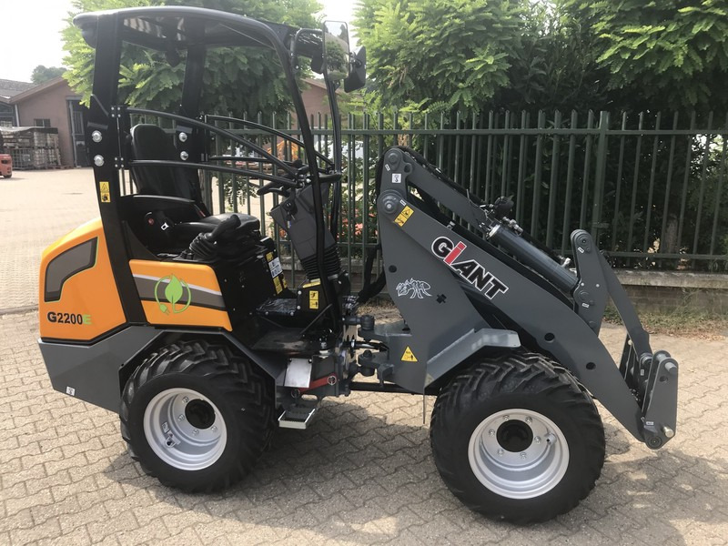 Giant G2200E - Kniklader: afbeelding 1 Giant G2200E - Kniklader: afbeelding 1