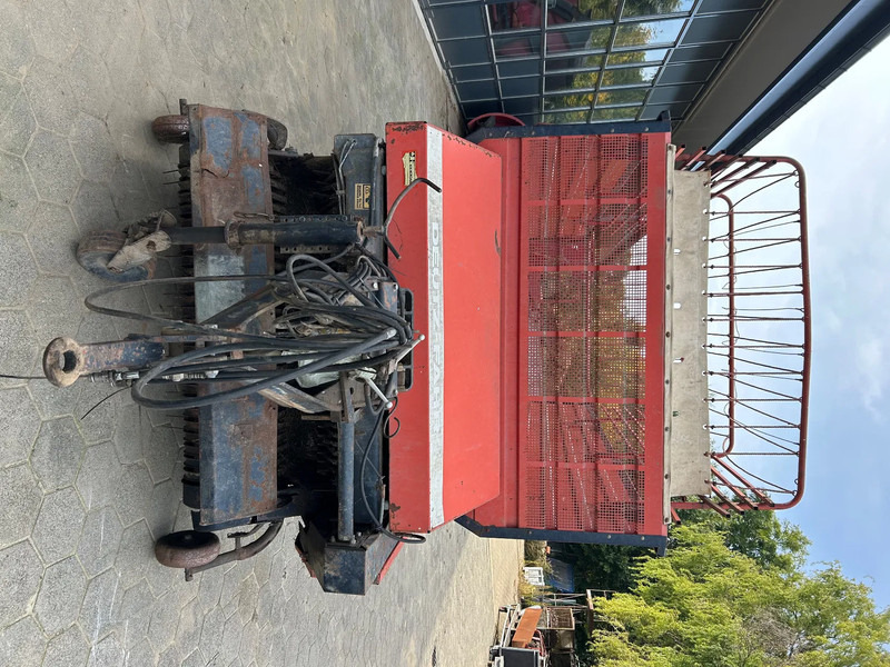 Deutz Fahr K570 - Landbouwmachine: afbeelding 3 Deutz Fahr K570 - Landbouwmachine: afbeelding 3