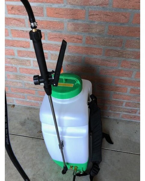 Seaflo Accu rug spuit, 20 liter - Gedragen veldspuit: afbeelding 5 Seaflo Accu rug spuit, 20 liter - Gedragen veldspuit: afbeelding 5