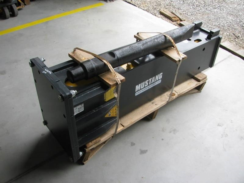 Mustang HM1302 NOVO teža 800kg - Hydraulische hamer voor Bouwmachine: afbeelding 3 Mustang HM1302 NOVO teža 800kg - Hydraulische hamer voor Bouwmachine: afbeelding 3