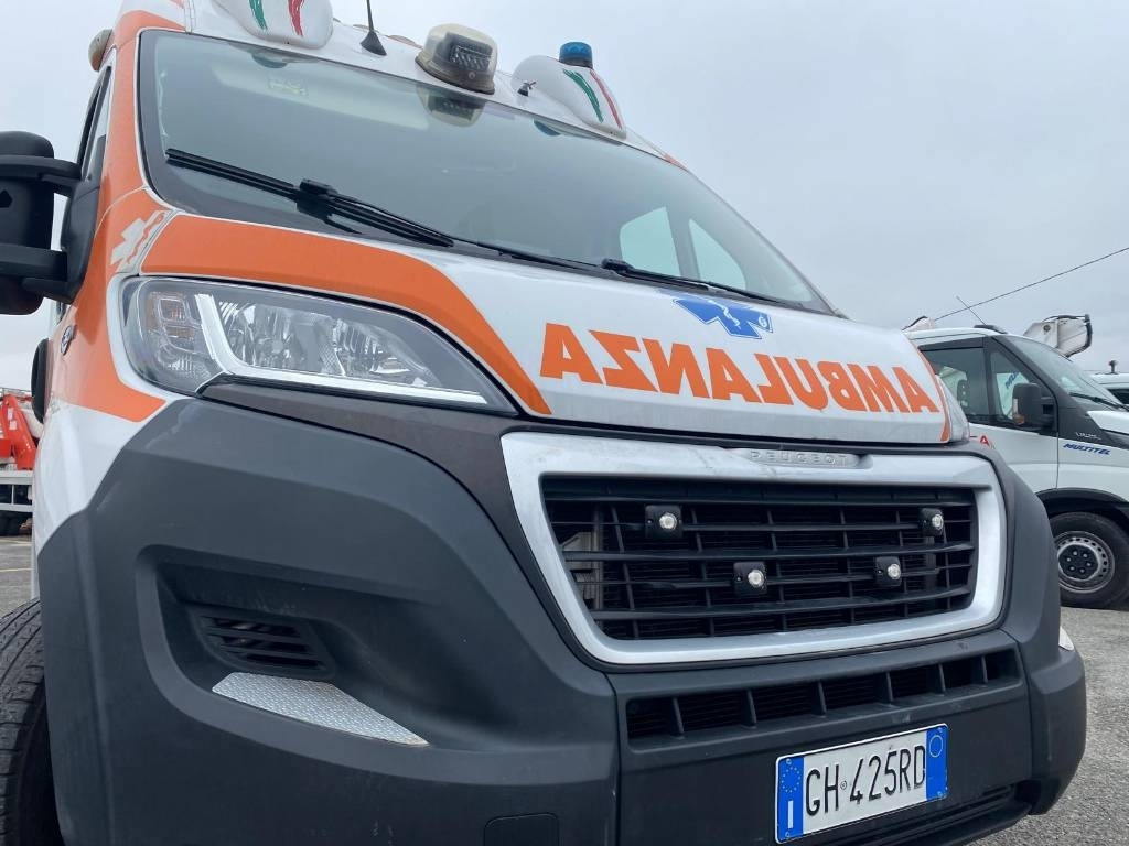 Fiat Ducato - Ambulance: afbeelding 4 Fiat Ducato - Ambulance: afbeelding 4