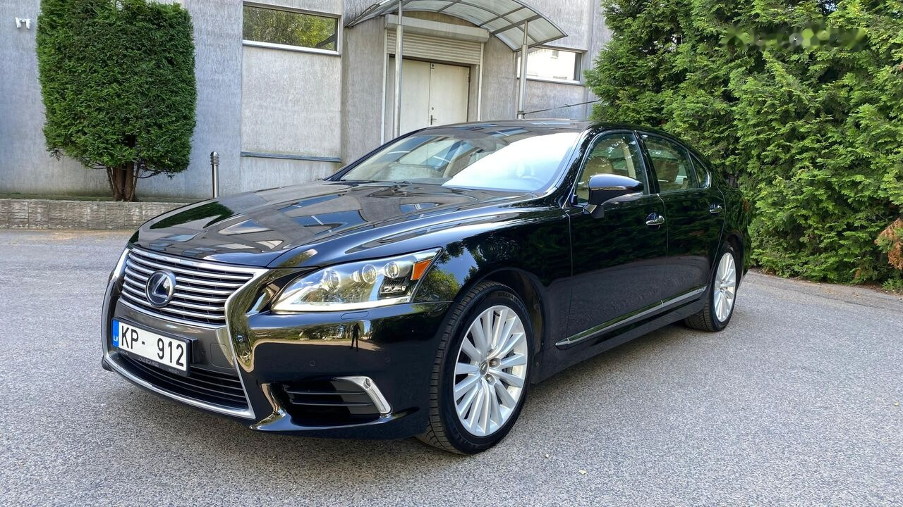Lexus LS600hL President - Sedan: afbeelding 1 Lexus LS600hL President - Sedan: afbeelding 1