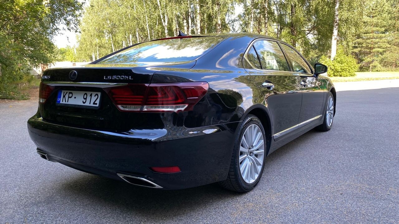 Lexus LS600hL President - Sedan: afbeelding 4 Lexus LS600hL President - Sedan: afbeelding 4