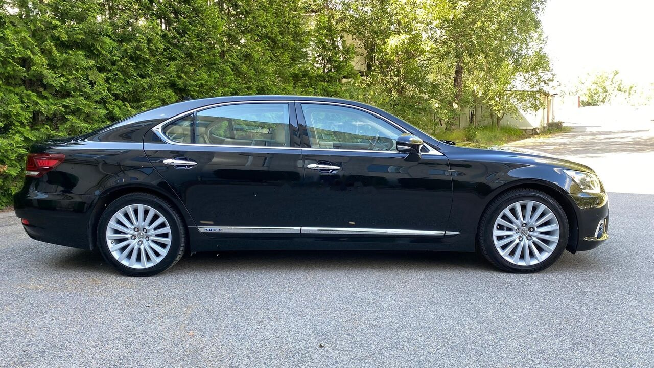 Lexus LS600hL President - Sedan: afbeelding 3 Lexus LS600hL President - Sedan: afbeelding 3