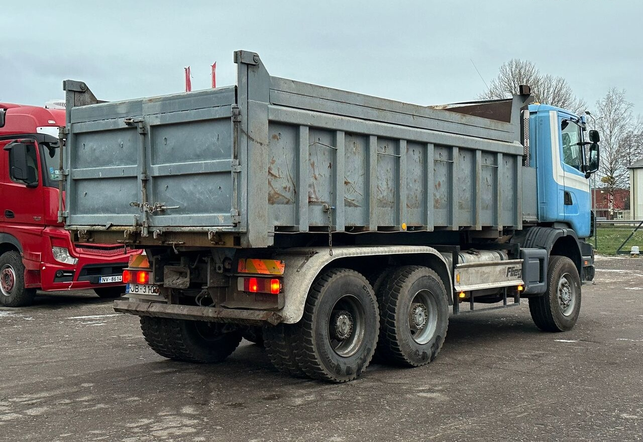Scania 124C 6x6 steel - Kipper vrachtwagen: afbeelding 2 Scania 124C 6x6 steel - Kipper vrachtwagen: afbeelding 2