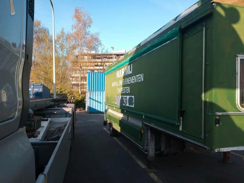 Buffet semi-trailer - Gesloten oplegger: afbeelding 5 Buffet semi-trailer - Gesloten oplegger: afbeelding 5