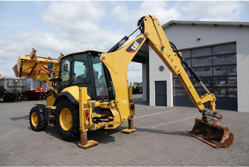 Caterpillar 432 F2 / KOPARKO-ŁADOWARKA / 2019 ROK  / KOMPLET ŁYŻEK - Graaflaadmachine: afbeelding 5 Caterpillar 432 F2 / KOPARKO-ŁADOWARKA / 2019 ROK  / KOMPLET ŁYŻEK - Graaflaadmachine: afbeelding 5