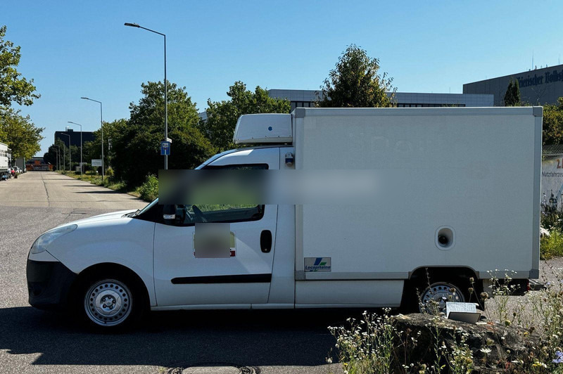 Fiat Doblò Multijet 1,6 Mit Relec Froid TR32 Bis-22°C - Koelwagen: afbeelding 4 Fiat Doblò Multijet 1,6 Mit Relec Froid TR32 Bis-22°C - Koelwagen: afbeelding 4