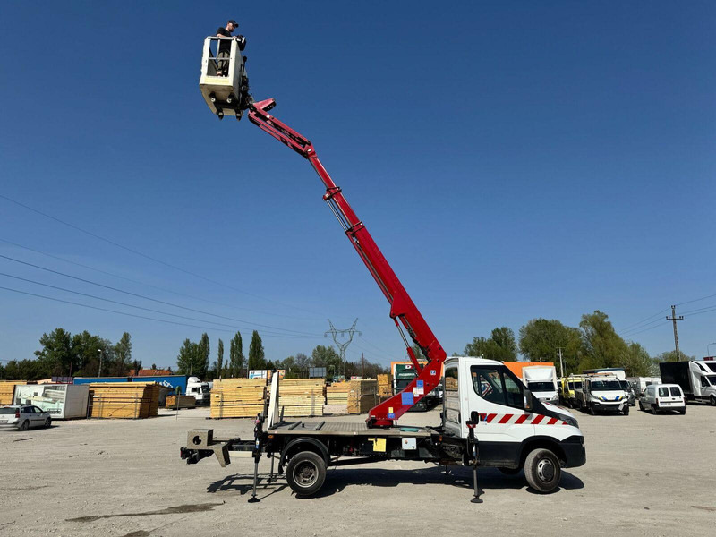 Iveco 35-140 S Ruthmann 145 TJ - Lifting Basket - Vrachtwagen hoogwerker: afbeelding 3 Iveco 35-140 S Ruthmann 145 TJ - Lifting Basket - Vrachtwagen hoogwerker: afbeelding 3