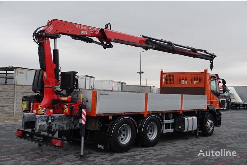 Iveco 420 Flatbed + crane FASSI 185 6x2 - Vrachtwagen met open laadbak, Kraanwagen: afbeelding 4 Iveco 420 Flatbed + crane FASSI 185 6x2 - Vrachtwagen met open laadbak, Kraanwagen: afbeelding 4