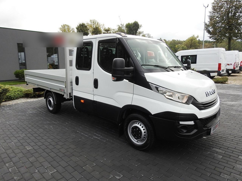 Iveco DAILY 35S15 SKRZYNIA PODWÓJNA KABINA DOKA 7 MIEJSC KLIMATYZACJA - Bestelwagen open laadbak: afbeelding 4 Iveco DAILY 35S15 SKRZYNIA PODWÓJNA KABINA DOKA 7 MIEJSC KLIMATYZACJA - Bestelwagen open laadbak: afbeelding 4