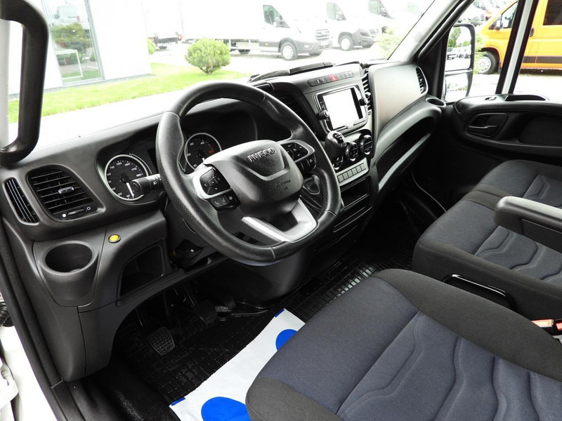 Iveco DAILY 35S18 PLANDEKA 10 PALET WEBASTO TEMPOMAT NAWIGACJA LEDY KL - Schuifzeilen bestelwagen: afbeelding 2 Iveco DAILY 35S18 PLANDEKA 10 PALET WEBASTO TEMPOMAT NAWIGACJA LEDY KL - Schuifzeilen bestelwagen: afbeelding 2