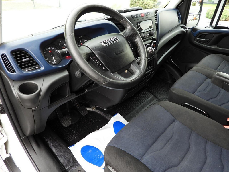 Iveco DAILY 50C15 PLANDEKA 12 PALET TEMPOMAT BLIŹNIACZE KOŁA KLIMATYZA - Schuifzeilen bestelwagen: afbeelding 2 Iveco DAILY 50C15 PLANDEKA 12 PALET TEMPOMAT BLIŹNIACZE KOŁA KLIMATYZA - Schuifzeilen bestelwagen: afbeelding 2