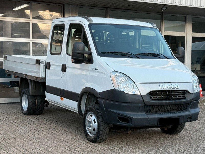 Iveco Daily 35C15 flatbed - Bestelwagen open laadbak, Bestelwagen met dubbele cabine: afbeelding 3 Iveco Daily 35C15 flatbed - Bestelwagen open laadbak, Bestelwagen met dubbele cabine: afbeelding 3