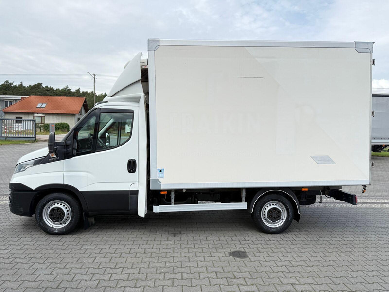 Iveco Daily 35S15 3.0 Diesel Kontener 3x Drzwi Chłodnia Izoterma Therm - Koelwagen: afbeelding 2 Iveco Daily 35S15 3.0 Diesel Kontener 3x Drzwi Chłodnia Izoterma Therm - Koelwagen: afbeelding 2