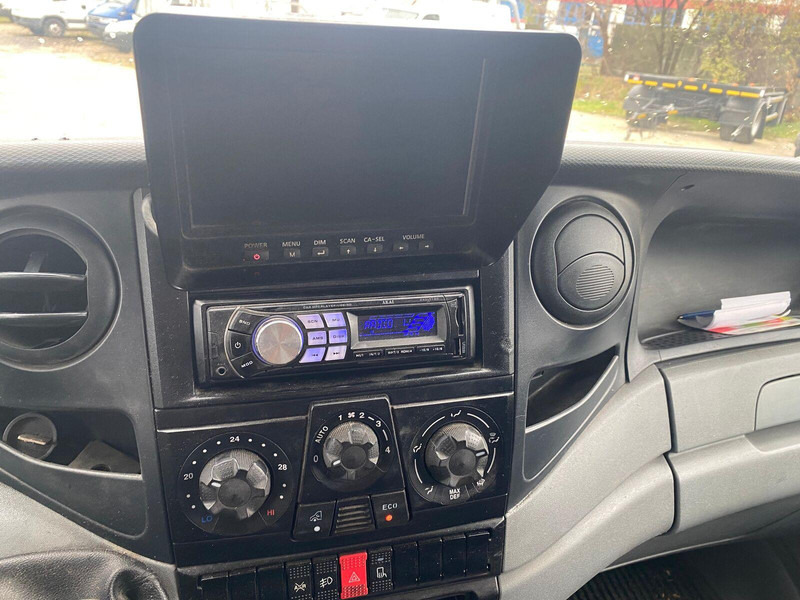 Bestelwagen gesloten laadbak Iveco Daily 40 C 15 - Koffer + DHollandia LBW: afbeelding 16