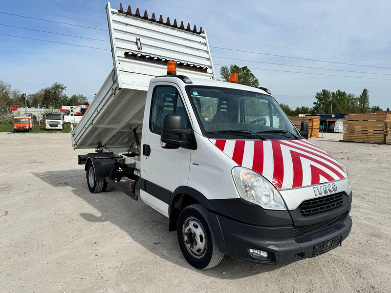 Iveco Daily 40 C 15 - Tipper - Kipper bestelwagen: afbeelding 3 Iveco Daily 40 C 15 - Tipper - Kipper bestelwagen: afbeelding 3