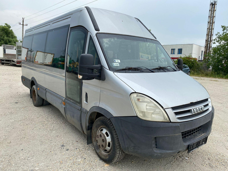 Iveco Daily 50 C 18 - 20 personal minibus - Minibus, Personenvervoer: afbeelding 2 Iveco Daily 50 C 18 - 20 personal minibus - Minibus, Personenvervoer: afbeelding 2