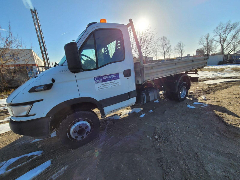 Iveco Daily 65 C 17 3 sided tipper 6,5t - Kipper vrachtwagen: afbeelding 3 Iveco Daily 65 C 17 3 sided tipper 6,5t - Kipper vrachtwagen: afbeelding 3