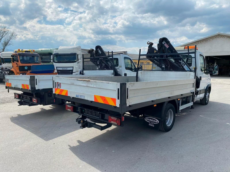 Iveco Daily 65C18 - Flatbed truck + crane - Vrachtwagen met open laadbak, Kraanwagen: afbeelding 3 Iveco Daily 65C18 - Flatbed truck + crane - Vrachtwagen met open laadbak, Kraanwagen: afbeelding 3
