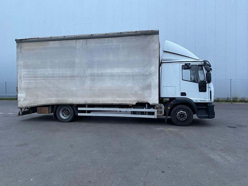 Iveco EuroCargo 140E18 + Tail lift - Bergingsvoertuig: afbeelding 4 Iveco EuroCargo 140E18 + Tail lift - Bergingsvoertuig: afbeelding 4
