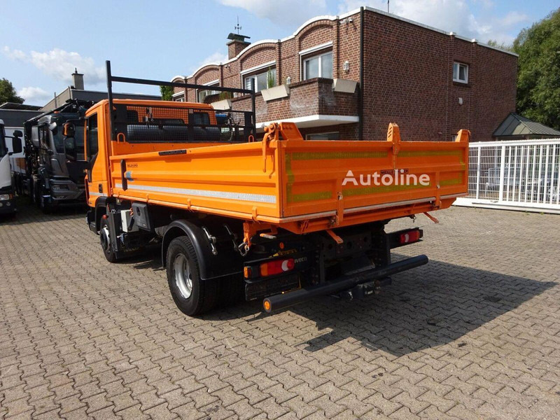 Iveco Eurocargo 120-210 - 3 way tipper truck - Kipper vrachtwagen: afbeelding 4 Iveco Eurocargo 120-210 - 3 way tipper truck - Kipper vrachtwagen: afbeelding 4