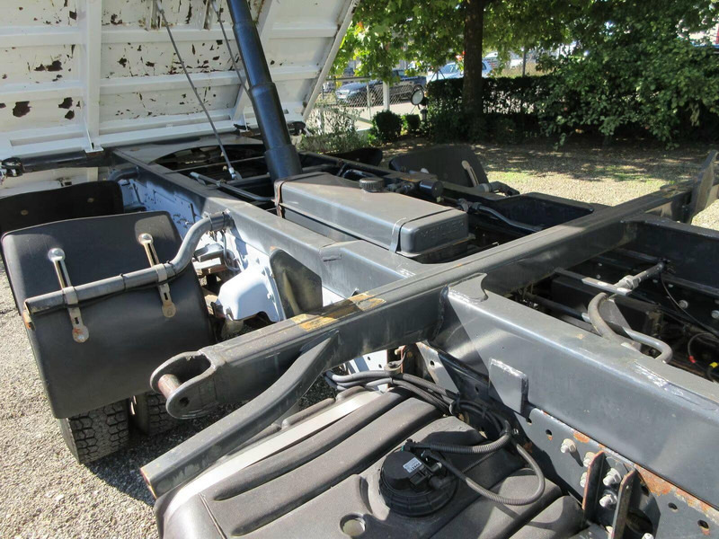 Iveco Eurocargo 120E25 - 3 way tipper - Kipper vrachtwagen: afbeelding 5 Iveco Eurocargo 120E25 - 3 way tipper - Kipper vrachtwagen: afbeelding 5