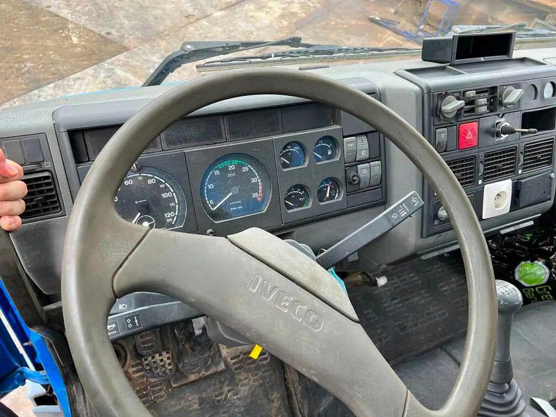 Zelfrijdende verkoopwagen Iveco Eurocargo 135E18 4x4 - Workshop truck: afbeelding 13