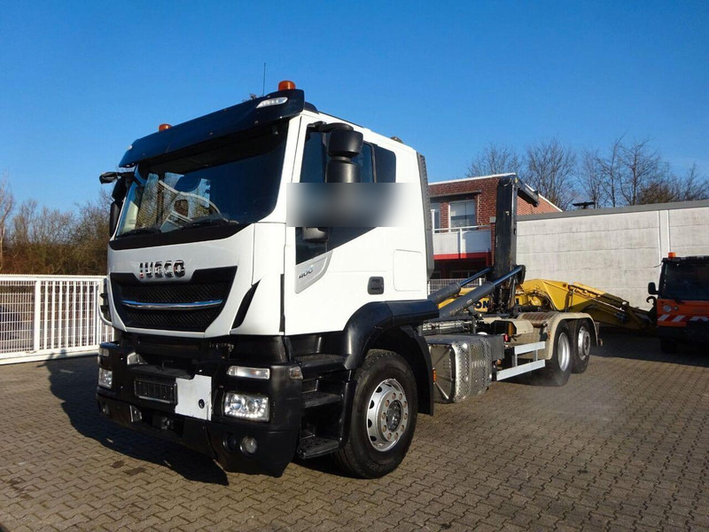 Iveco STRALIS 400 - Hook lift truck - Haakarmsysteem vrachtwagen, Kraanwagen: afbeelding 3 Iveco STRALIS 400 - Hook lift truck - Haakarmsysteem vrachtwagen, Kraanwagen: afbeelding 3