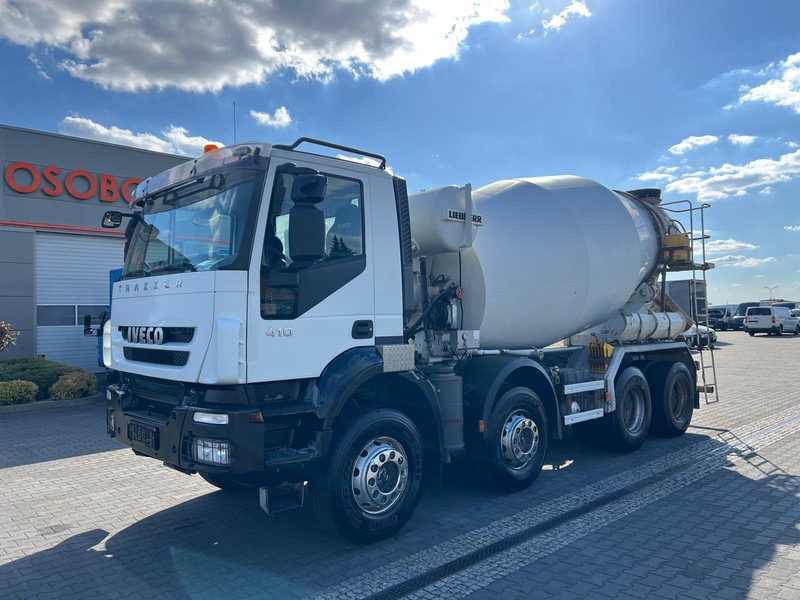 Iveco Trakker 410 CONCRETE MIXER LIEBHERR 904 9m³ - Betonmixer: afbeelding 1 Iveco Trakker 410 CONCRETE MIXER LIEBHERR 904 9m³ - Betonmixer: afbeelding 1