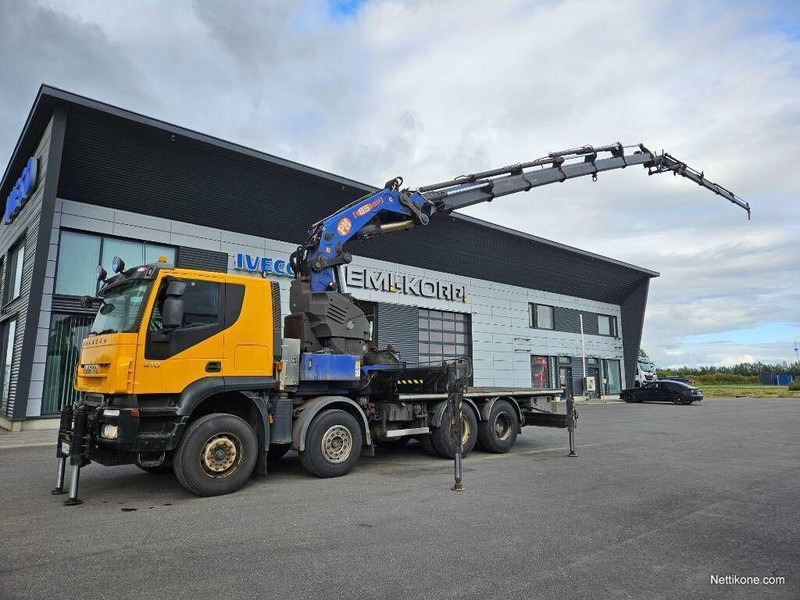 Iveco Trakker 410 - Vrachtwagen met open laadbak, Kraanwagen: afbeelding 2 Iveco Trakker 410 - Vrachtwagen met open laadbak, Kraanwagen: afbeelding 2