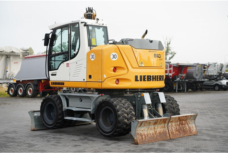Liebherr 910 COMPACT LITRONIC / KOPARKA KOŁOWA / KLIMATYZACJA / KAMERA - Mobiele graafmachine: afbeelding 3 Liebherr 910 COMPACT LITRONIC / KOPARKA KOŁOWA / KLIMATYZACJA / KAMERA - Mobiele graafmachine: afbeelding 3