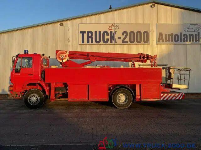 MAN 18.280 4x4 - Fire truck+lifting basket - Brandweerwagen: afbeelding 4 MAN 18.280 4x4 - Fire truck+lifting basket - Brandweerwagen: afbeelding 4