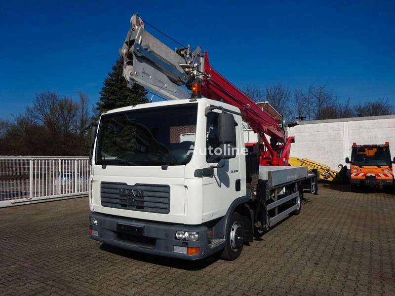 MAN 8.180 TGL - Flatbed+crane - Vrachtwagen met open laadbak, Kraanwagen: afbeelding 3 MAN 8.180 TGL - Flatbed+crane - Vrachtwagen met open laadbak, Kraanwagen: afbeelding 3