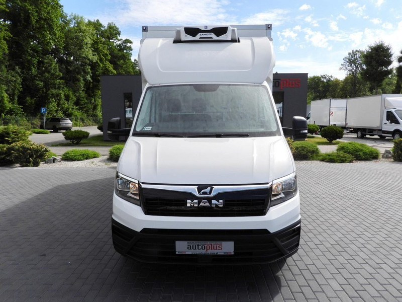 MAN TGE 3.140 CHŁODNIA KONTENER -1*C 8 PALET FUNKCJA GRZANIA TEMPOMA - Koelwagen: afbeelding 5 MAN TGE 3.140 CHŁODNIA KONTENER -1*C 8 PALET FUNKCJA GRZANIA TEMPOMA - Koelwagen: afbeelding 5