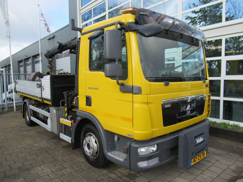 MAN TGL 12.220 4x2 EEV 3-Z. W. Kipper + Palfinger Kr - Vrachtwagen met open laadbak, Kraanwagen: afbeelding 1 MAN TGL 12.220 4x2 EEV 3-Z. W. Kipper + Palfinger Kr - Vrachtwagen met open laadbak, Kraanwagen: afbeelding 1