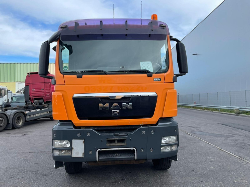 MAN TGS 26.360 Tipper + Crane Jonsered J 1090 - Kipper vrachtwagen, Kraanwagen: afbeelding 2 MAN TGS 26.360 Tipper + Crane Jonsered J 1090 - Kipper vrachtwagen, Kraanwagen: afbeelding 2