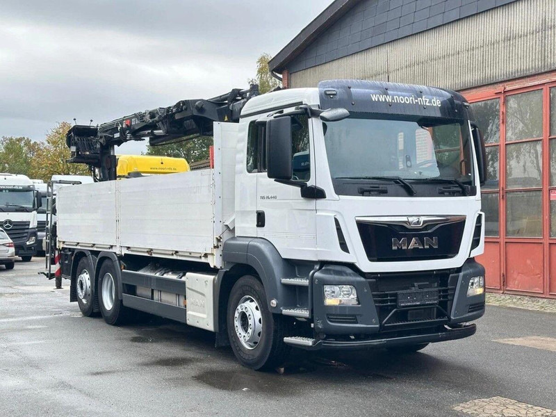 MAN TGS 26.440 6x2 Flatbed + Crane Hiab 177 K - Vrachtwagen met open laadbak, Kraanwagen: afbeelding 1 MAN TGS 26.440 6x2 Flatbed + Crane Hiab 177 K - Vrachtwagen met open laadbak, Kraanwagen: afbeelding 1