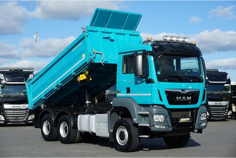 MAN TGS / 26.470 / E 6 / WYWROTKA / 6 X 6 / HYDROBURTA - Kipper vrachtwagen: afbeelding 2 MAN TGS / 26.470 / E 6 / WYWROTKA / 6 X 6 / HYDROBURTA - Kipper vrachtwagen: afbeelding 2