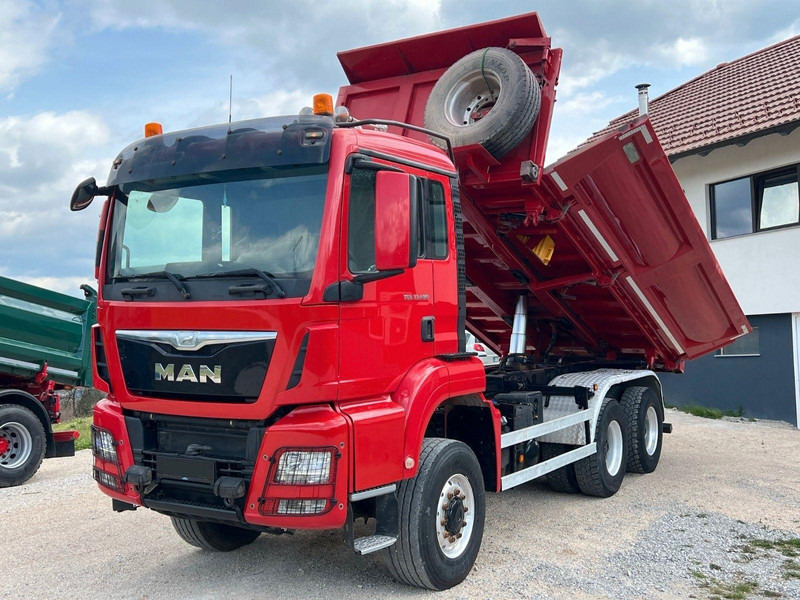 MAN TGS 33.480 6x6 B Tipper - Kipper vrachtwagen: afbeelding 4 MAN TGS 33.480 6x6 B Tipper - Kipper vrachtwagen: afbeelding 4