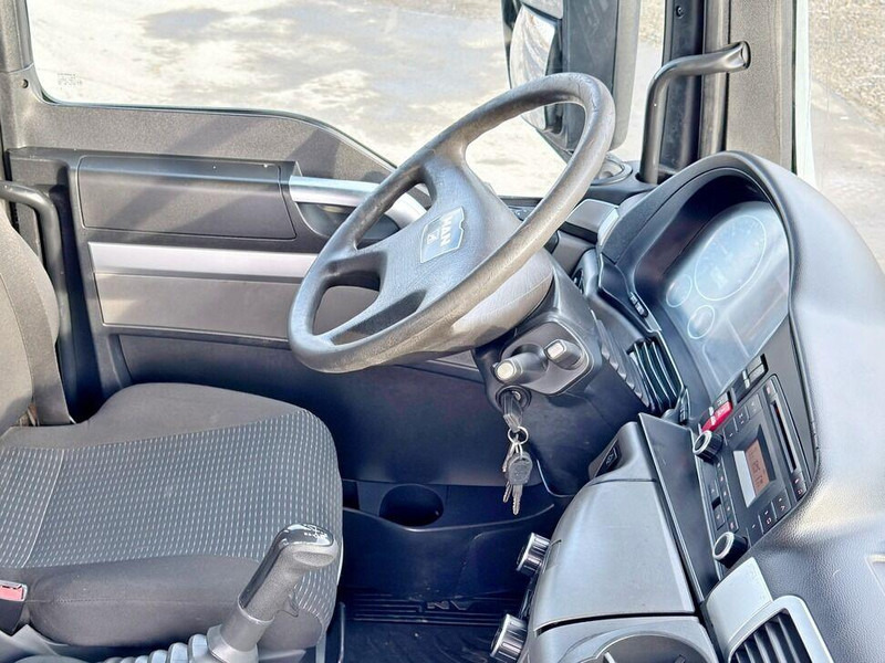 Bergingsvoertuig MAN TGS 35.360 * FASSI F150 A.22 + FUNK* TOPZUSTAND: afbeelding 14 Bergingsvoertuig MAN TGS 35.360 * FASSI F150 A.22 + FUNK* TOPZUSTAND: afbeelding 14