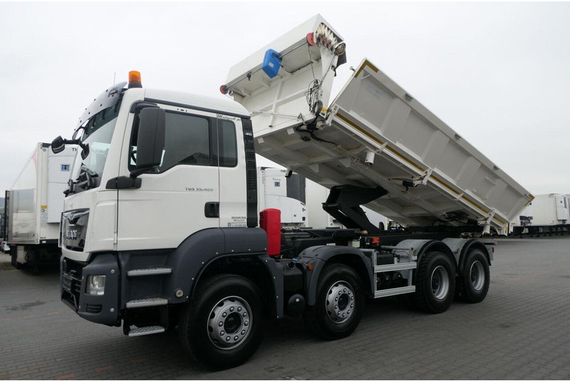 MAN TGS 35.420 - Kipper vrachtwagen: afbeelding 2 MAN TGS 35.420 - Kipper vrachtwagen: afbeelding 2