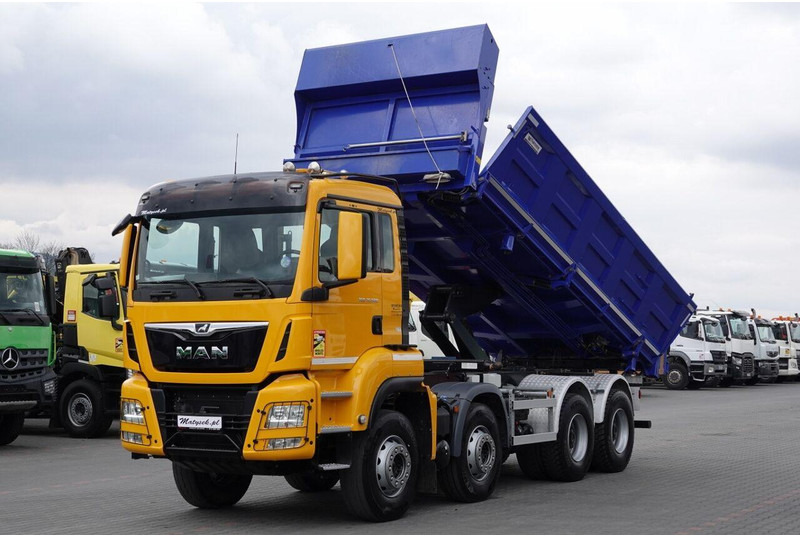 MAN TGS 35.500 / 8x4 / WYWROTKA / HYDROBURTA / BORDMATIK / NAVI / 20 - Kipper vrachtwagen: afbeelding 2 MAN TGS 35.500 / 8x4 / WYWROTKA / HYDROBURTA / BORDMATIK / NAVI / 20 - Kipper vrachtwagen: afbeelding 2