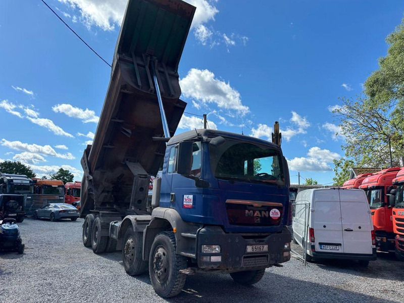 MAN TGS 41.440 8x4 BB - Kipper vrachtwagen: afbeelding 2 MAN TGS 41.440 8x4 BB - Kipper vrachtwagen: afbeelding 2