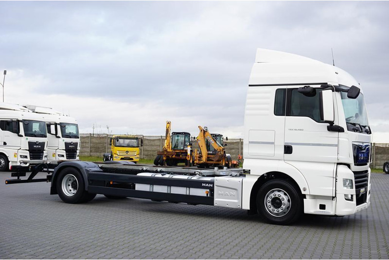 MAN TGX / 18.460 / ACC / E 6 / XLX / BDF / 7,15 M , 7,45 M - Chassis vrachtwagen: afbeelding 4 MAN TGX / 18.460 / ACC / E 6 / XLX / BDF / 7,15 M , 7,45 M - Chassis vrachtwagen: afbeelding 4