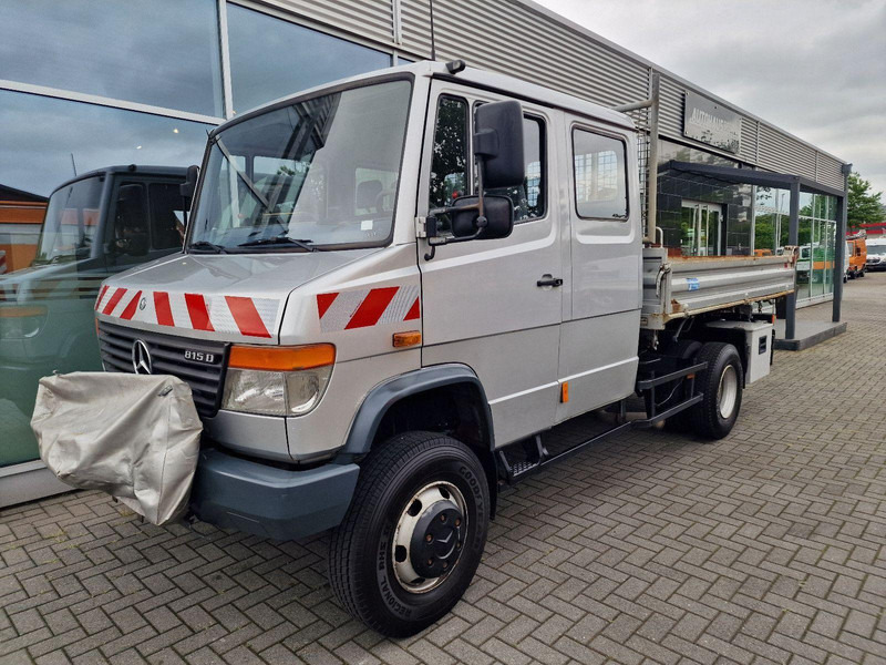 Mercedes-Benz 815 4x4 Doka 3-Way Tipper - Kipper vrachtwagen: afbeelding 1 Mercedes-Benz 815 4x4 Doka 3-Way Tipper - Kipper vrachtwagen: afbeelding 1